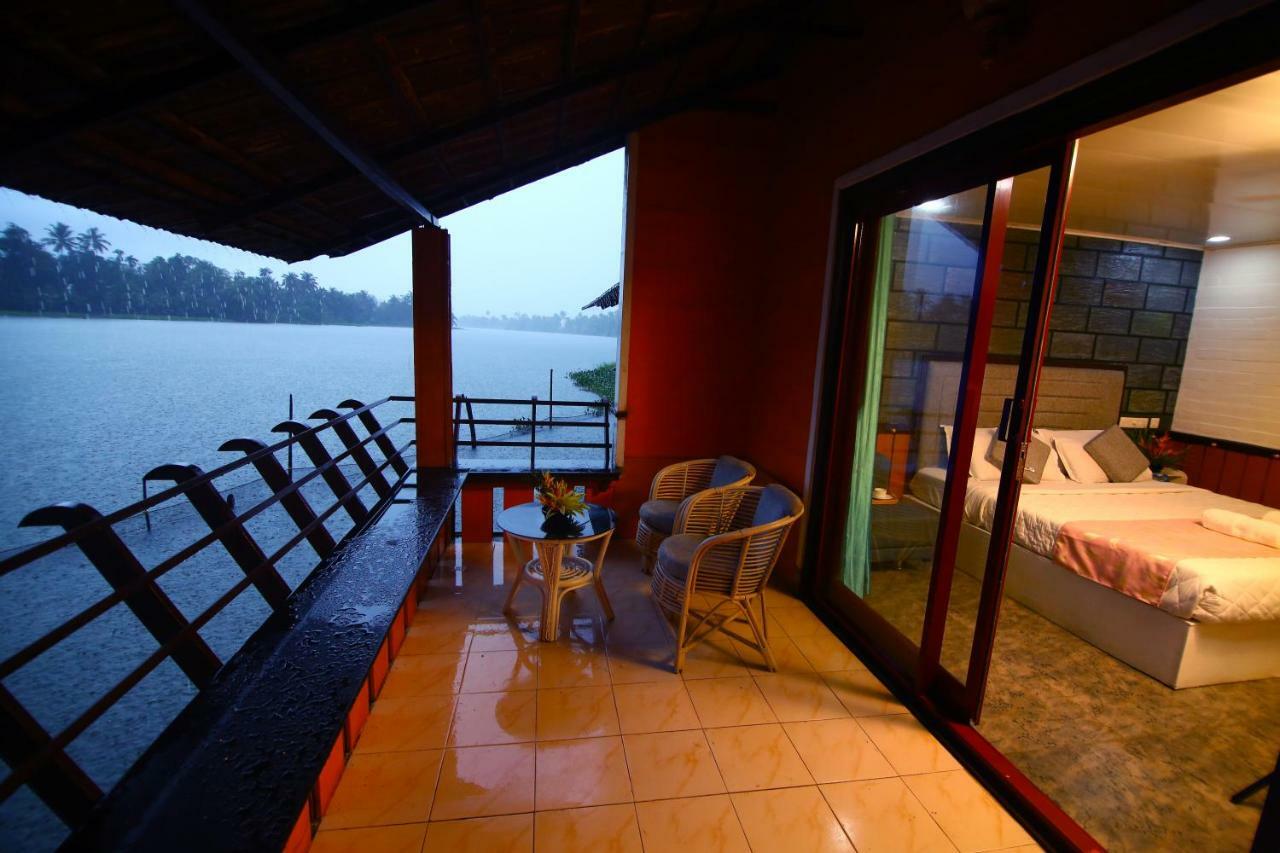 Green Palace Ayurveda Resort, Alleppey Alappuzha Exterior foto