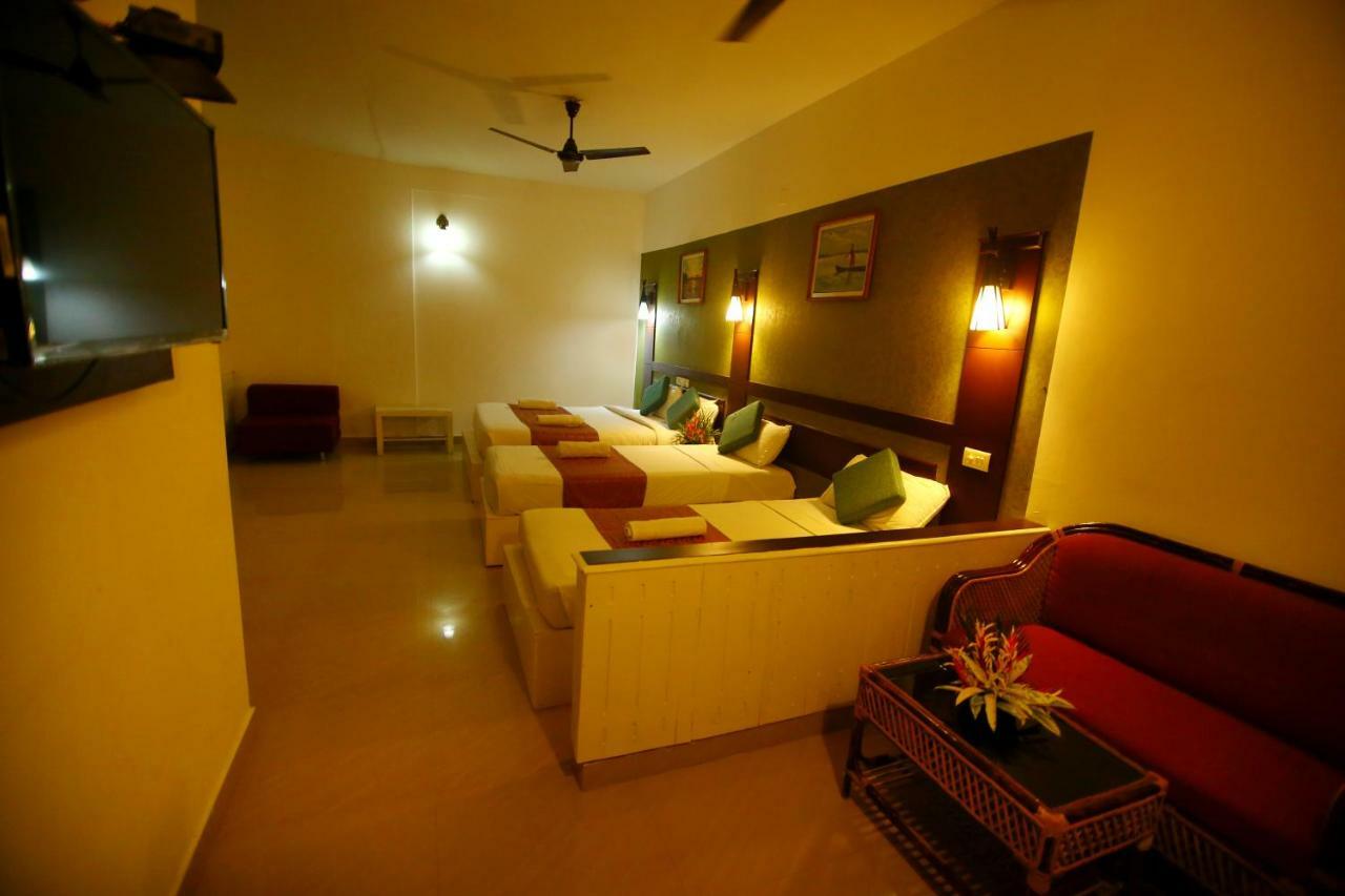 Green Palace Ayurveda Resort, Alleppey Alappuzha Exterior foto